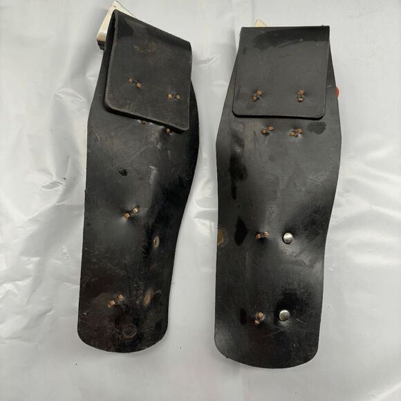 Vintage Hong Kong Made Cap Guns with Scabbards Black Gold Red White - Picture 2 of 11